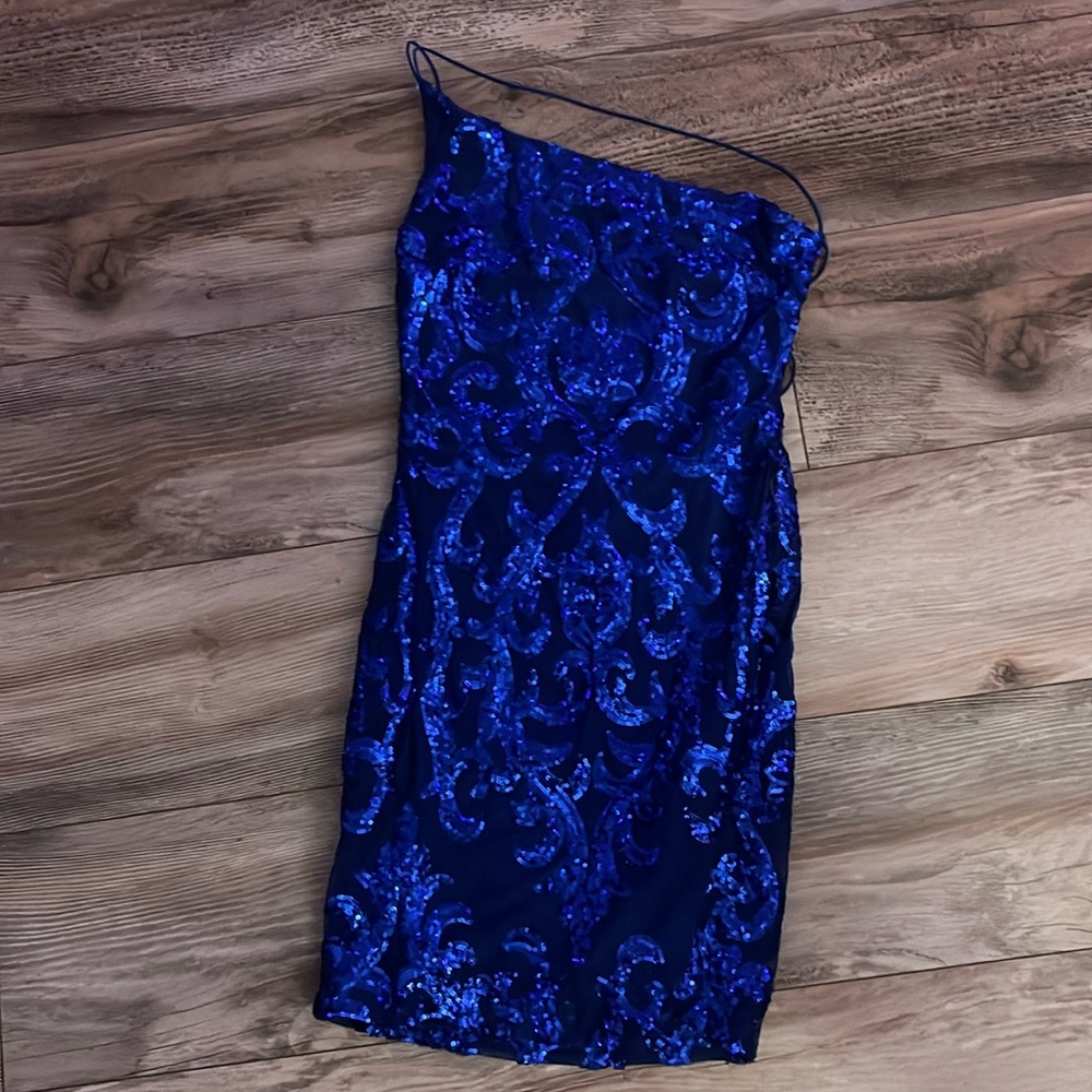 windsor homecoming dress